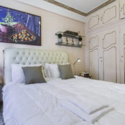 Central Athens BestStay Apartment bed