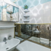 Central Athens BestStay Apartment bathroom