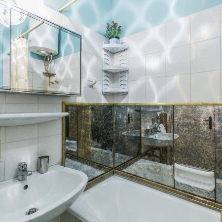 Central Athens BestStay Apartment bathroom