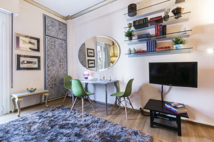 Central Athens BestStay Apartment living room